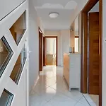 Relax-3 By Interhome Jasenice (Zadar)