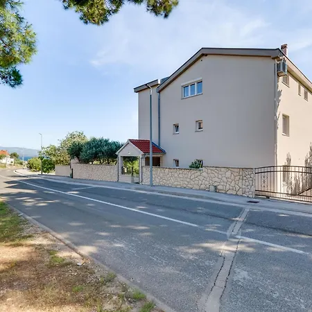 Apartman Relax-3 By Interhome *