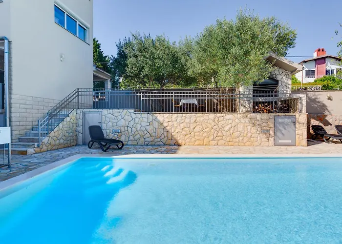 Relax-3 By Interhome