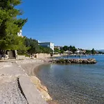 Relax-3 By Interhome Daire