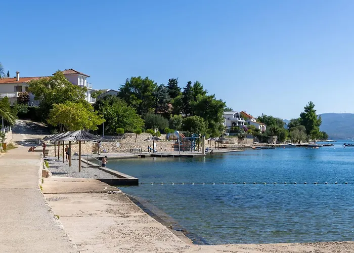 Relax-3 By Interhome Апартаменты Ясенице